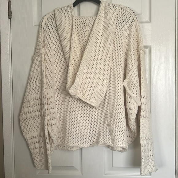 NWOT knitted sweater - Picture 4 of 4